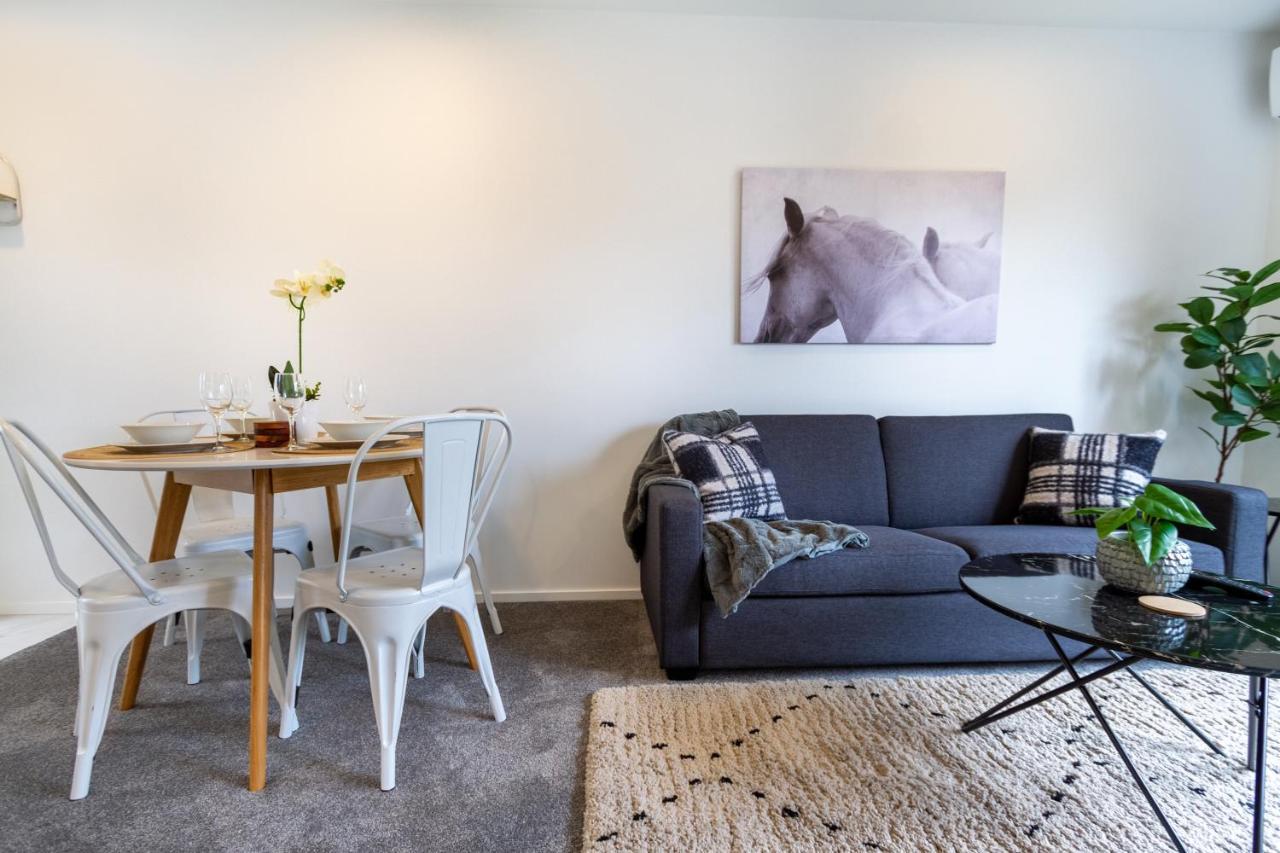 Upper Riccarton Dream - 2 Bed 2 Bath W/Carpark Apartment ไครสต์เชิร์ช ภายนอก รูปภาพ